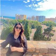 Soy Chaima , profesora nativa de árabe con experiencia. Dominio el árabe estándar y dialectos..